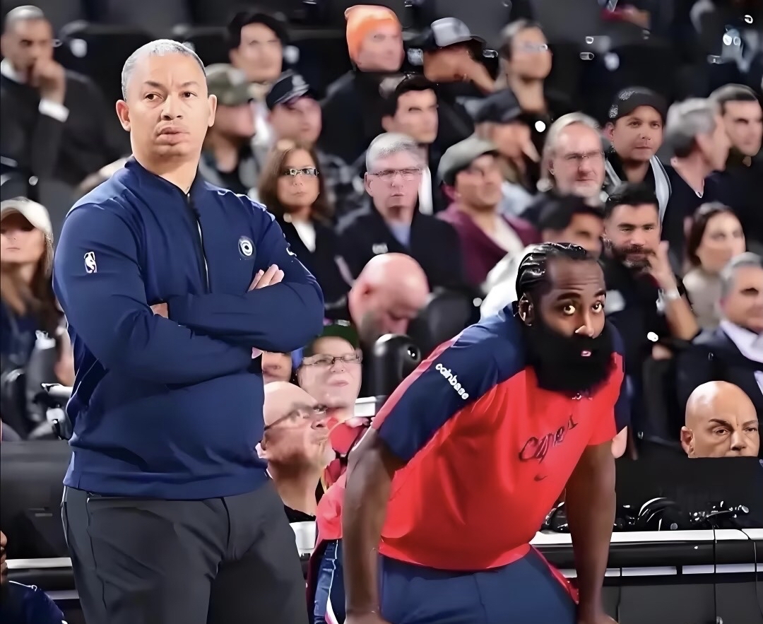 包含主教练火线接手球队，带领球员突破困境的词条