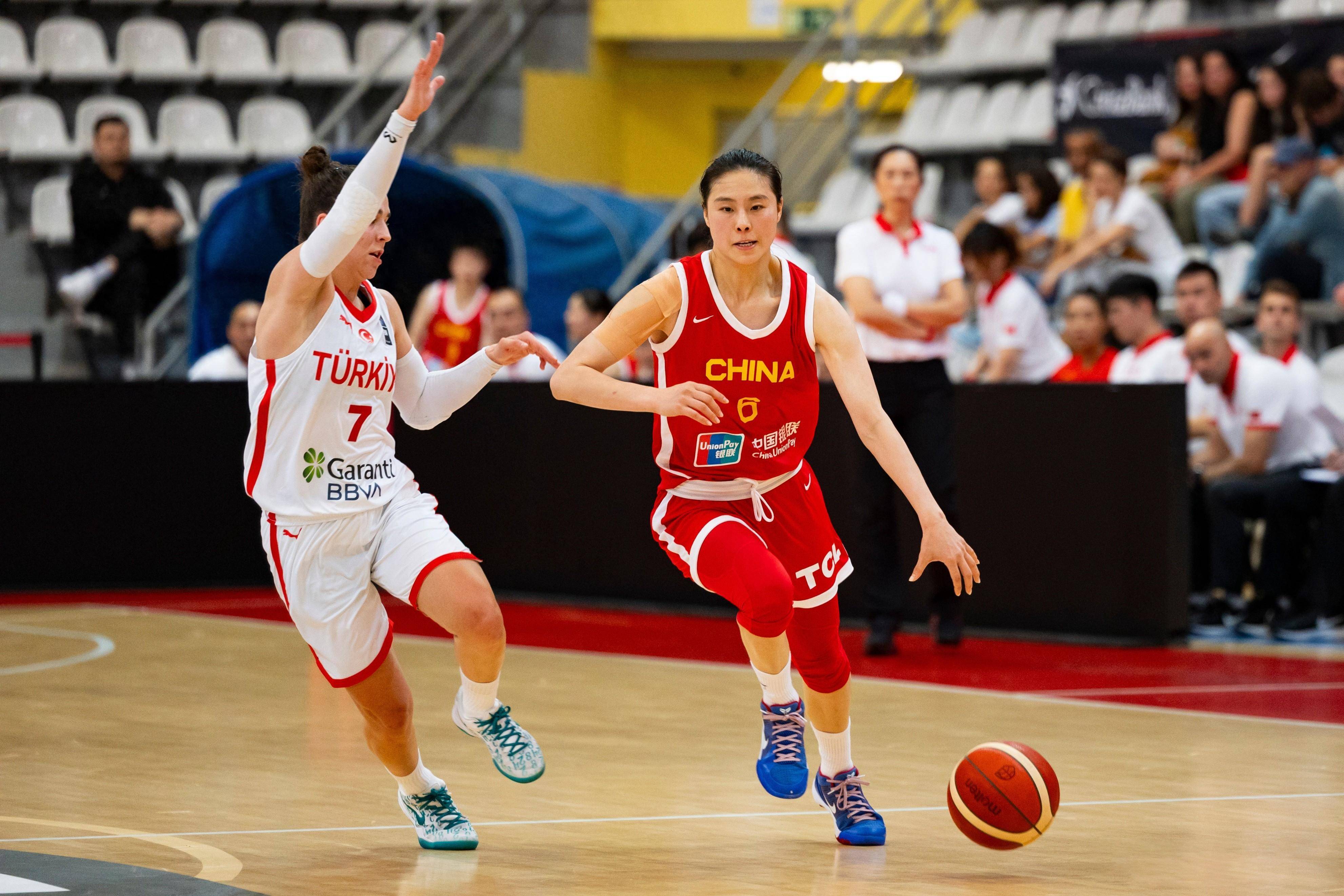 亚洲篮球运动员在全球大赛中大放异彩